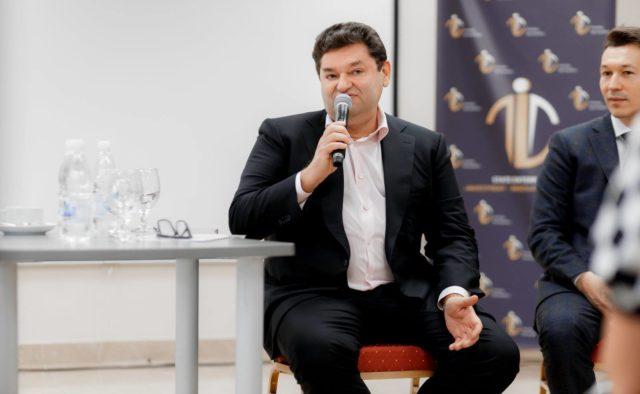 Вадим Ермолаев: как эффективно разводить алкоголь и людей   Он сделает что угодно, но никогда не сядет в тюрьму